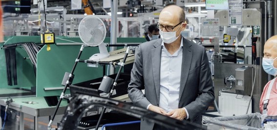 Volkswagen intensifie son offensive électrique : lancement de la production en série de l’ID.4 à Zwickau