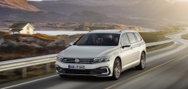 La nouvelle Passat offrira la conduite partiellement automatisée à vitesse de croisière